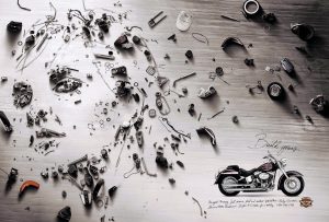 Ley-de-Cierre-en-anuncio-de-Harley-Davidson-300x203.jpg